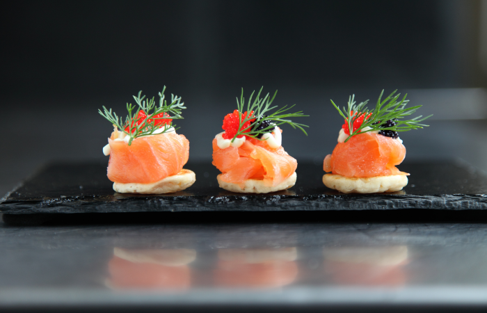 The Food Standards Agency (FSA) and Food Standards Scotland (FSS) have issued a warning regarding a Listeria outbreak linked to certain ready-to-eat smoked fish products [1].